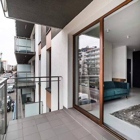 Wola Artistic Designer Apartment Варшава Экстерьер фото